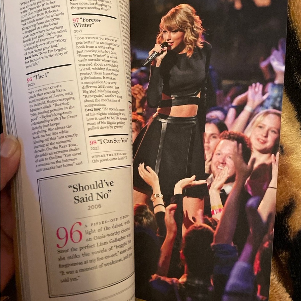 Rolling Stone - Picture 2 of 6